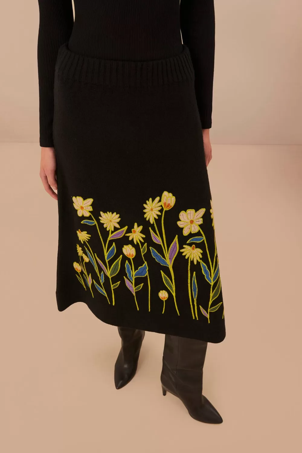 Jupe en tricot brodée Black Farm Rio Flowers^FARM Rio  Fashion