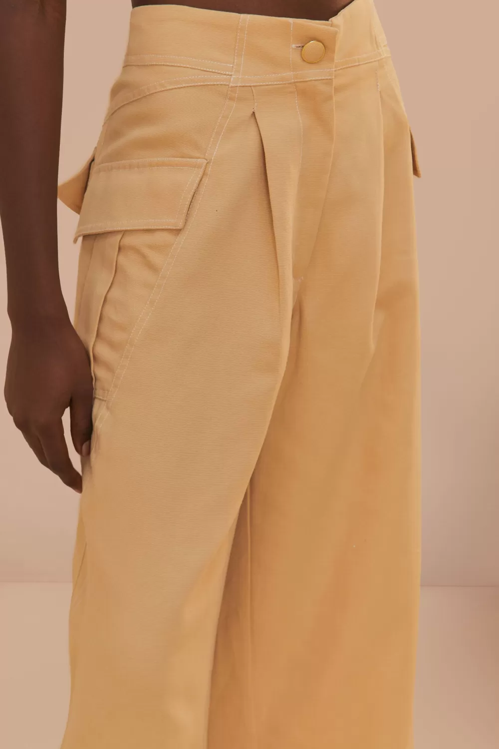 Pantalon taille basse à surpiqûres beiges^FARM Rio  Hot