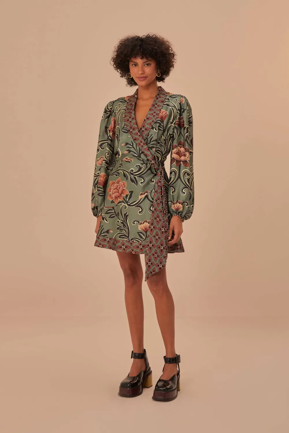 Robe courte à manches longues à imprimé floral arabesque vert^FARM Rio  Outlet