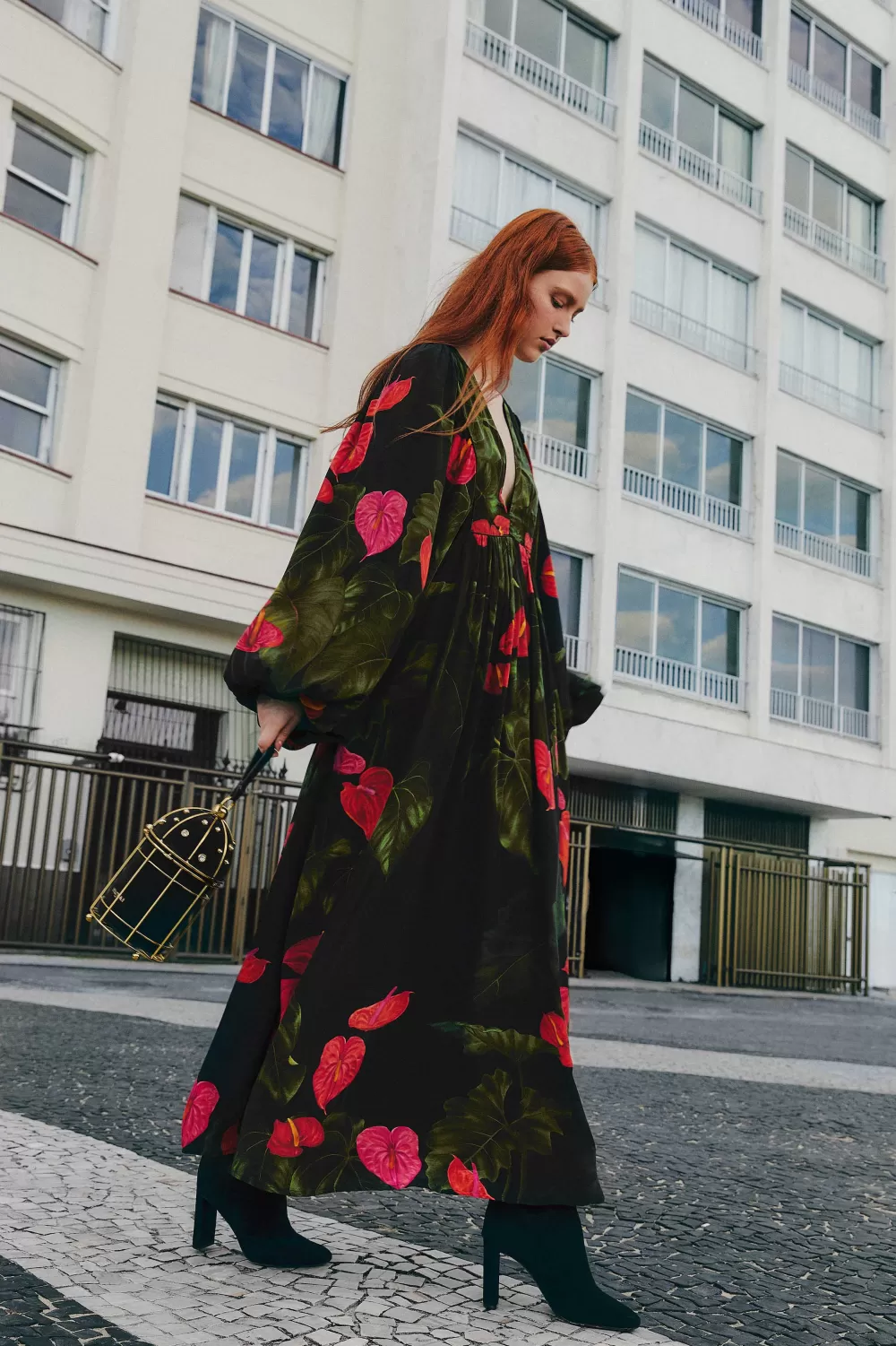 Robe longue noire Anthurium à col en V^FARM Rio  Cheap