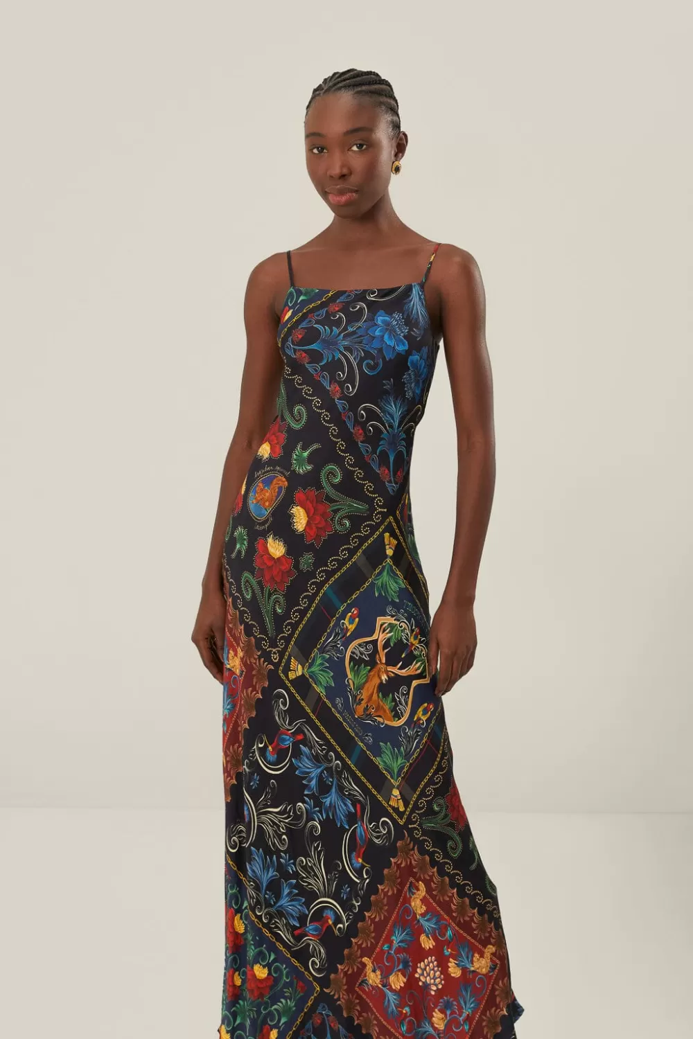 Robe longue noire sans manches en LENZING™ ECOVERO™ avec foulards arab^FARM Rio  Online