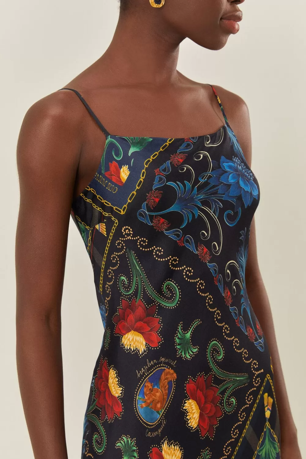 Robe longue noire sans manches en LENZING™ ECOVERO™ avec foulards arab^FARM Rio  Online